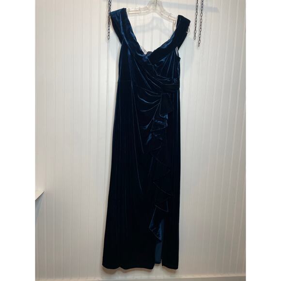 OLEG Cassini Navy Blue Velvet Off-the-Shoulder Sheath Mother of Bride Size 16W - Picture 2 of 9